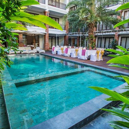 Grand Mirah Boutique Hotel Denpasar Exteriör bild