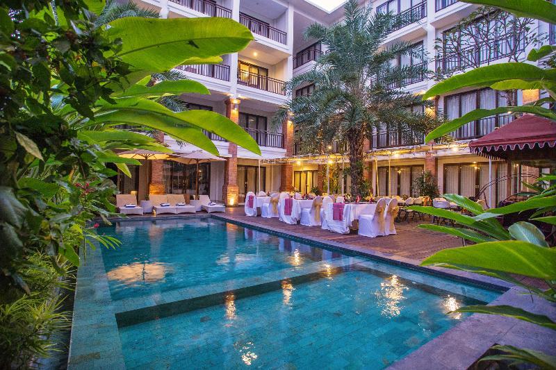 Grand Mirah Boutique Hotel Denpasar Exteriör bild